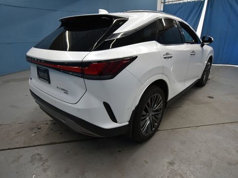 Used 2024 Lexus RX 350h image 31