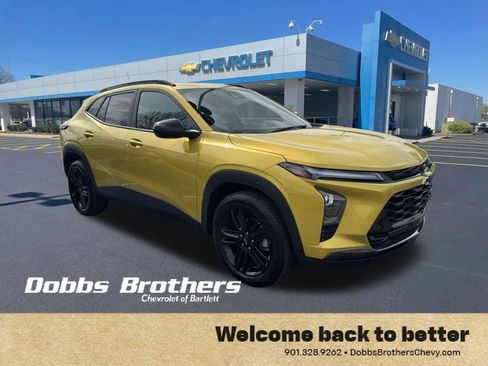 Used 2025 Chevrolet Trax ACTIV image 1