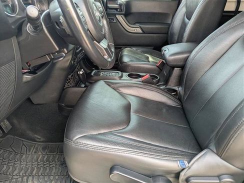 Used 2013 Jeep Wrangler Sport AWD/4WD image 15