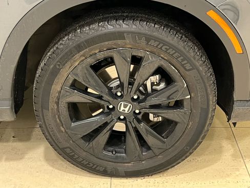 Used 2023 Honda CR-V Sport Touring image 3