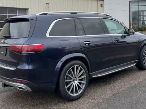 Used 2022 Mercedes-Benz GLS 450 4MATIC image 2