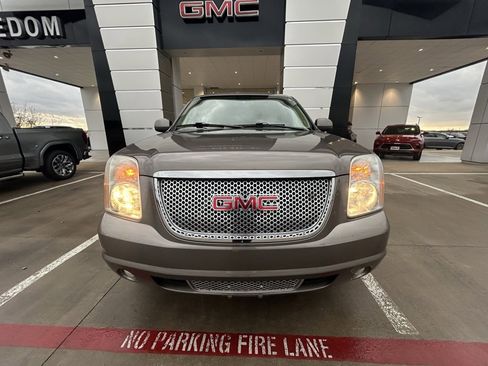 Used 2013 GMC Yukon Denali image 5