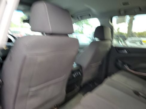 Used 2019 Chevrolet Tahoe LS RWD image 18