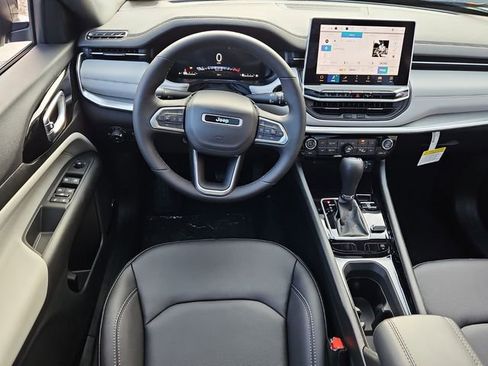 New 2026 Jeep Compass Limited w/ Sun, Sound & Navigation Group image 10