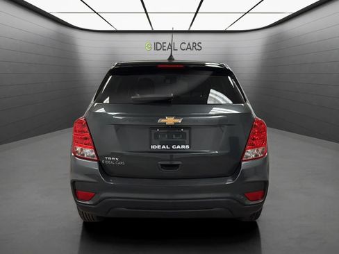 Used 2019 Chevrolet Trax LS w/ Tint and Cruise Package FWD image 6