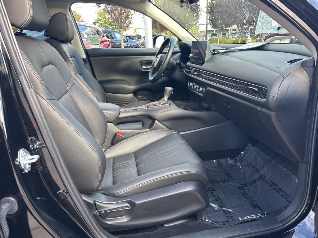 Used 2026 Honda HR-V EX-L image 17