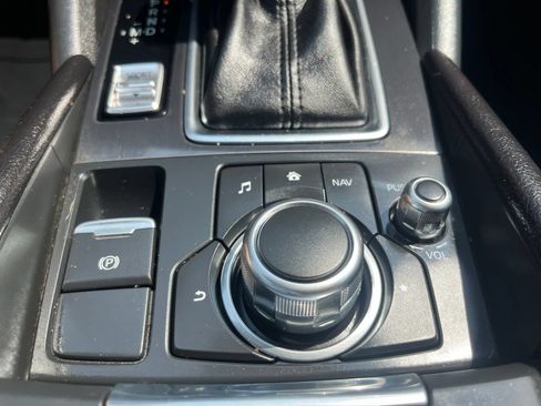 Used 2017 MAZDA MAZDA6 Sport FWD image 19