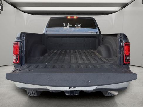 Used 2025 RAM 2500 Big Horn AWD/4WD image 5