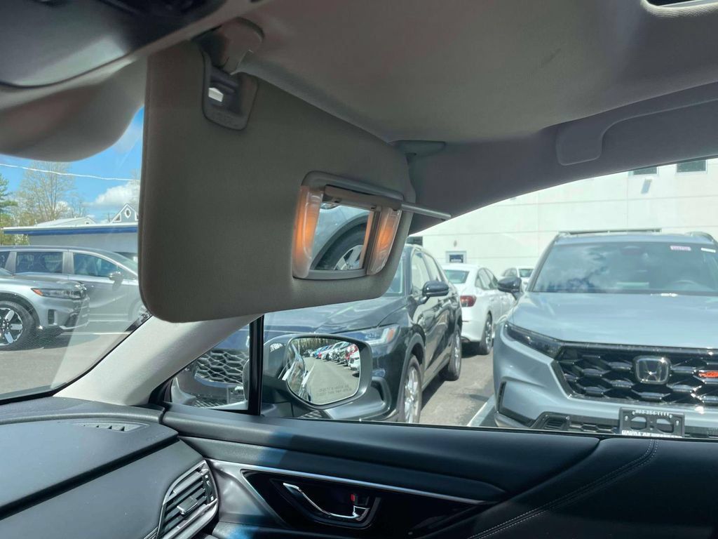 Used 2020 Subaru Outback Limited AWD/4WD image 33