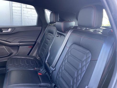 Certified 2024 Ford Escape ST-Line Elite w/ Premium Technology Package image 24