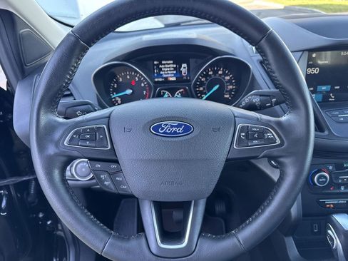 Used 2019 Ford Escape SEL image 32