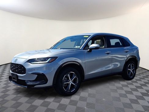 Used 2024 Honda HR-V EX-L image 3