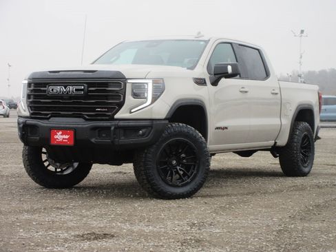 New 2026 GMC Sierra 1500 AT4X image 9