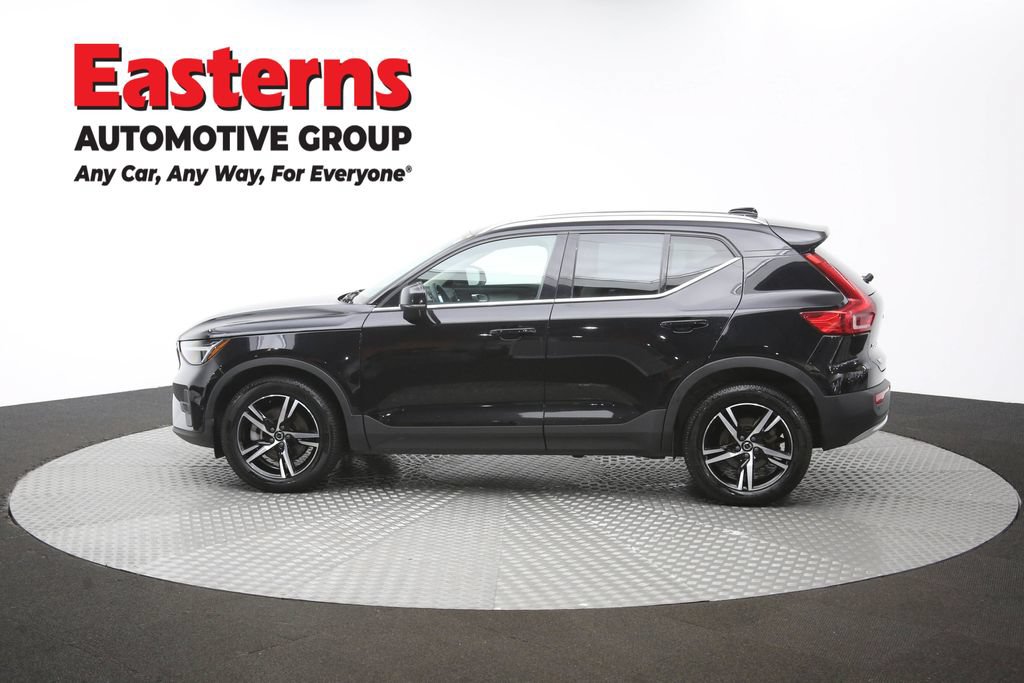 Used 2023 Volvo XC40 B5 Plus AWD/4WD image 63
