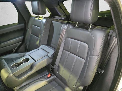Used 2018 Land Rover Range Rover Sport HSE AWD/4WD image 14