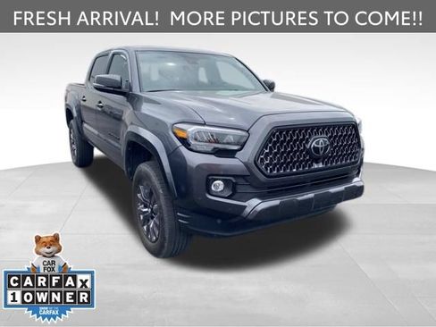 Used 2023 Toyota Tacoma Limited w/ Nightshade Package AWD/4WD image 3
