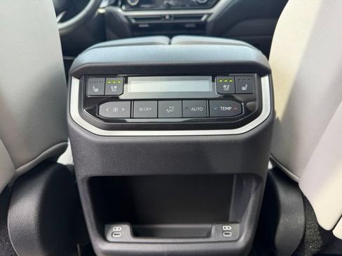 Used 2025 Lexus TX 350 AWD w/ Technology Package image 18