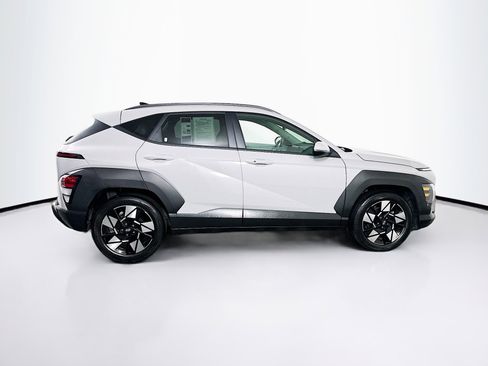 Used 2025 Hyundai Kona SEL image 10
