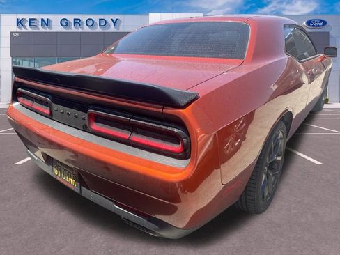 Used 2022 Dodge Challenger GT w/ Blacktop Package RWD image 4
