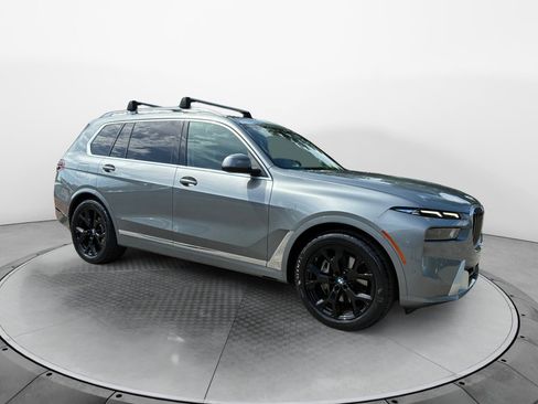 Used 2023 BMW X7 xDrive40i w/ Premium Package AWD/4WD image 1