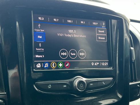 Used 2021 Chevrolet Traverse LS w/ LPO, Cargo Package image 19