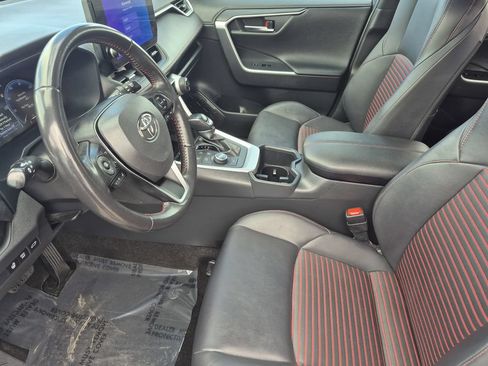 Used 2023 Toyota RAV4 XSE w/ Weather Package AWD/4WD image 11