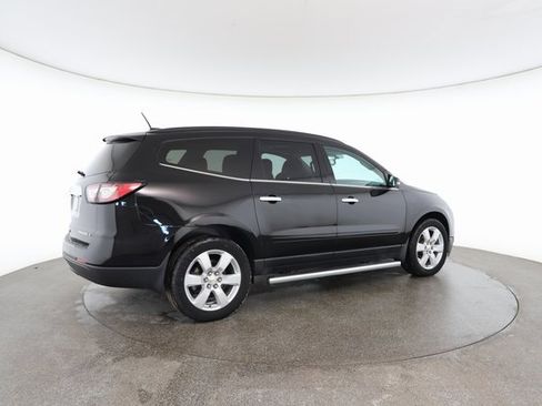 Used 2016 Chevrolet Traverse LT w/ Style and Technology Package image 19