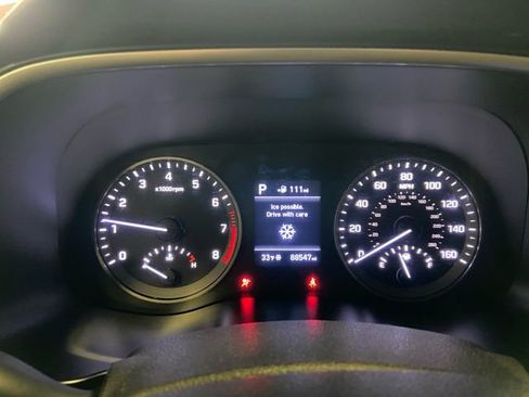 Used 2019 Hyundai Tucson Sport image 17