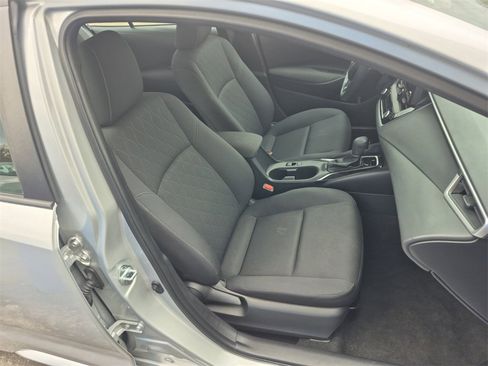 Used 2023 Toyota Corolla LE image 17