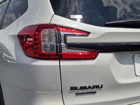 Used 2023 Subaru Ascent Onyx Edition Limited AWD/4WD image 10