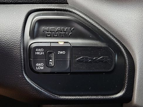 Used 2024 RAM 3500 Big Horn AWD/4WD image 27