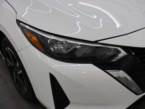 Used 2024 Nissan Sentra SV FWD image 20