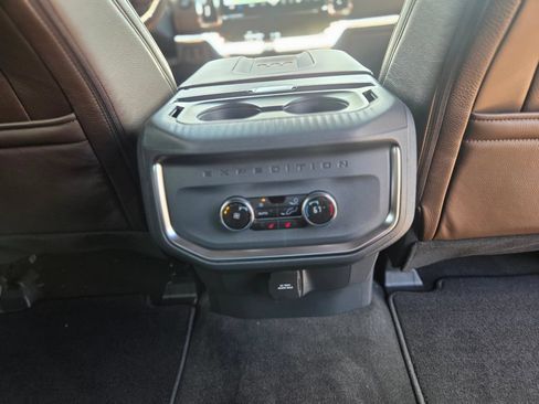 New 2027 Ford Expedition King Ranch RWD image 12