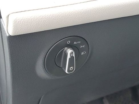 New 2026 Volkswagen Taos S image 12