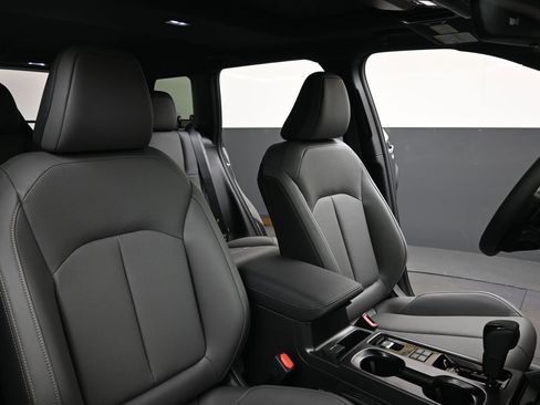 New 2026 Subaru Outback Limited image 15