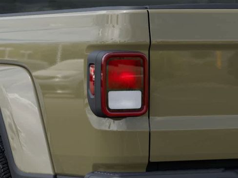 New 2026 Jeep Gladiator Sport AWD/4WD image 29
