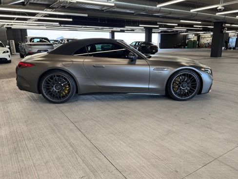 Used 2022 Mercedes-Benz SL 63 AMG 4MATIC image 5
