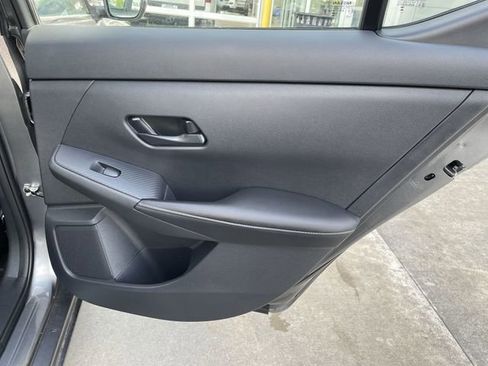 Used 2025 Nissan Sentra SV w/ Trunk Package FWD image 36