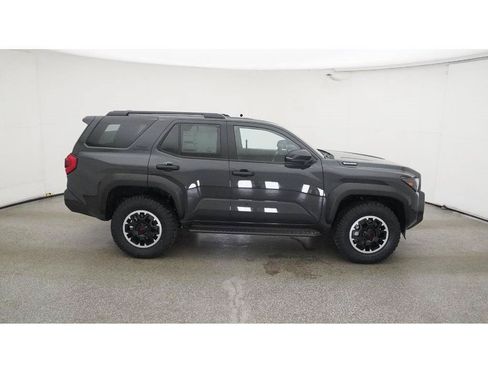 Used 2025 Toyota 4Runner TRD Off-Road AWD/4WD image 11