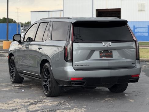 Used 2023 Cadillac Escalade Sport Platinum w/ LPO, ONYX Package AWD/4WD image 25
