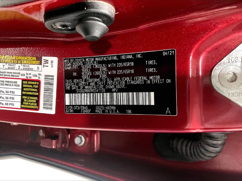 Used 2021 Toyota Highlander XLE AWD/4WD image 36