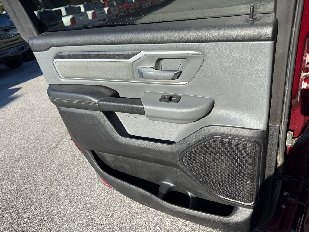 Used 2021 RAM 1500 Big Horn AWD/4WD image 9