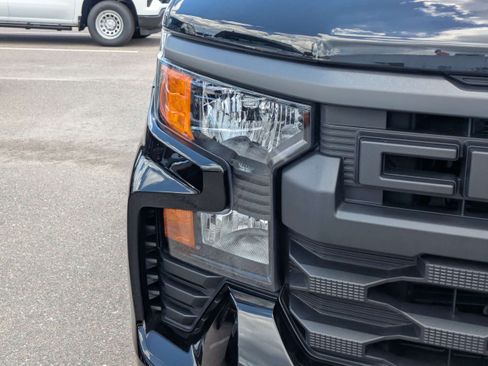 Used 2025 Chevrolet Silverado 1500 Custom AWD/4WD image 9