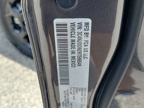 Used 2024 Jeep Compass Trailhawk AWD/4WD image 26
