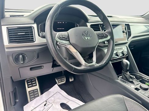 Used 2023 Volkswagen Atlas Cross Sport SEL Premium R-Line AWD/4WD image 10