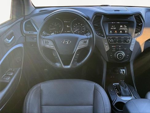 Used 2017 Hyundai Santa Fe Sport image 5