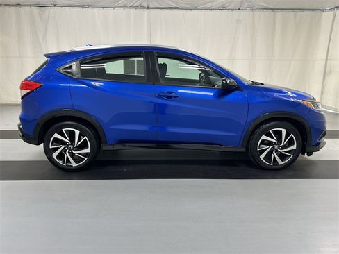 Used 2019 Honda HR-V Sport image 9