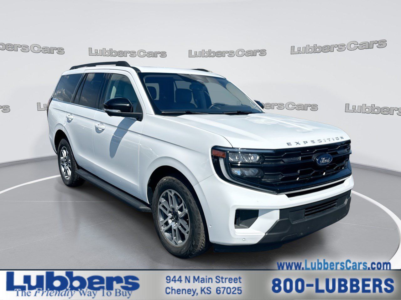 Used 2025 Ford Expedition Active AWD/4WD image 1