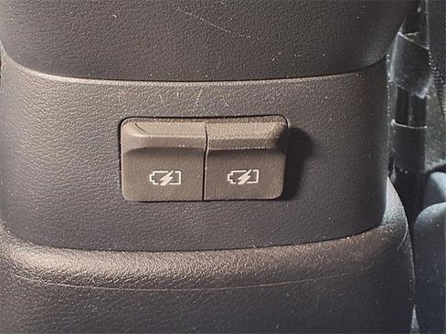 Certified 2020 Nissan Kicks SR image 15