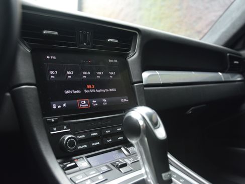 Certified 2018 Porsche 911 Carrera 4S AWD/4WD image 20